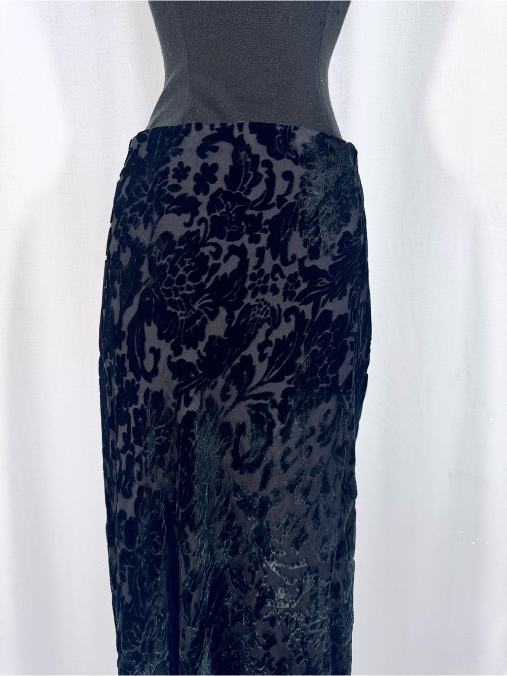 Silkland Black Silk Velvet Burnout Midi Skirt - Picture 6 of 8